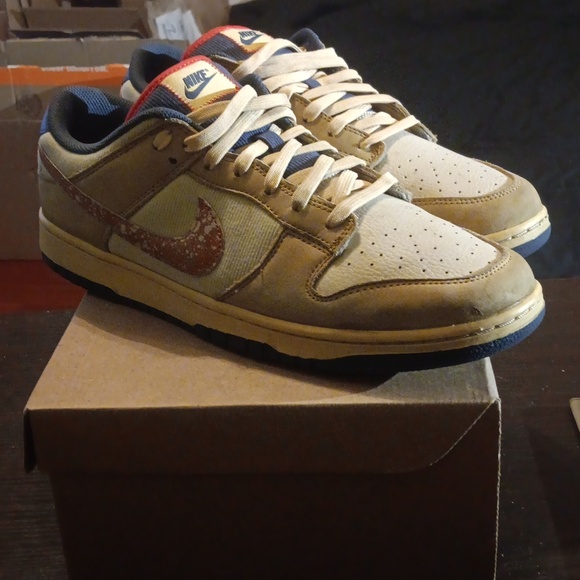 Nike Dunk Low Sketch And Exploration Sneakers Mens SZ 13 EUC - Picture 3 of 9